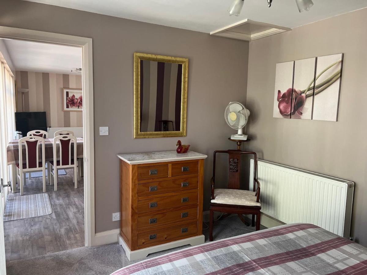 Orchard Side Bed And Breakfast Hanley Swan Extérieur photo